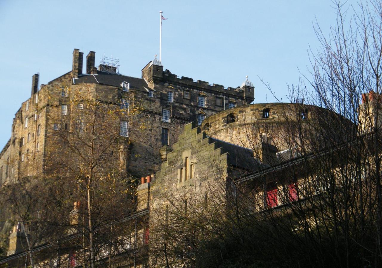 Appartamento Castle Wynd Old Town Edimburgo Esterno foto
